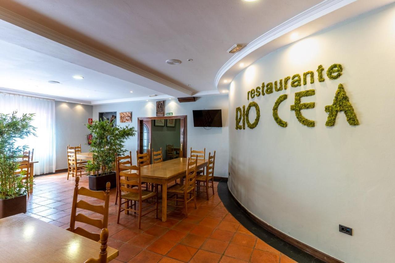 Puente Almuhey Hotel Rio Cea מראה חיצוני תמונה